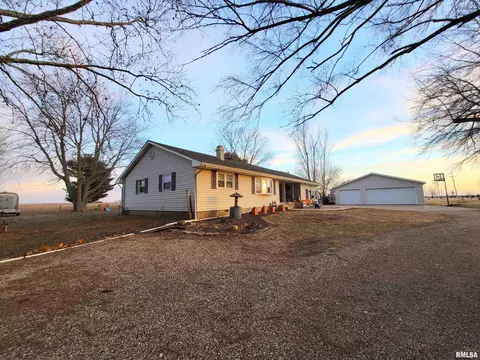 2400 Springfield Rd, Delavan, IL 61734 photo 32