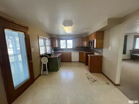 Kitchen - 105 E Fillmore St, Sciota, IL 61475 photo 1 of 2