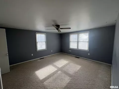 Bedroom - 105 E Fillmore St, Sciota, IL 61475 photo 1 of 5