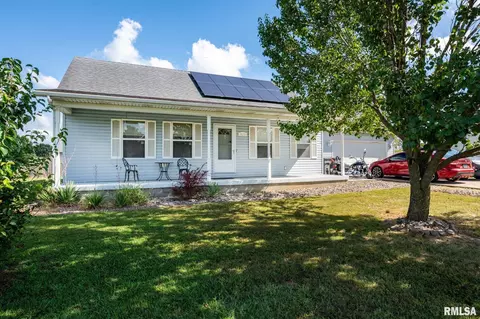 5626 Silver Fox Dr, Carterville, IL 62918