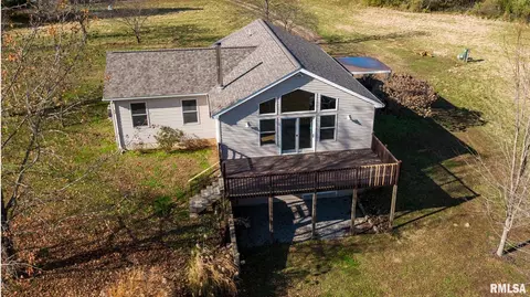 450 Clark School Rd, De Soto, IL 62924