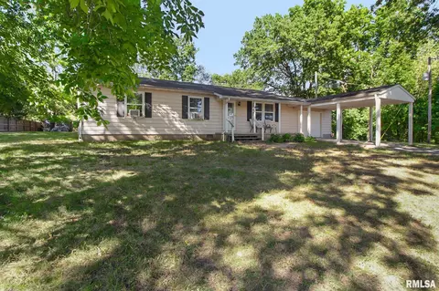 16042 Ralls Grove Rd, Creal Springs, IL 62922