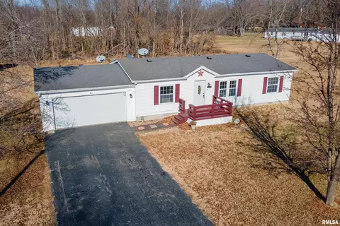 501 Tower Rd, Herrin, IL 62948 photo 4