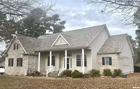 17794 E Fairfield Rd, Mount Vernon, IL 62864