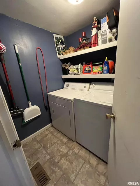 Other - 421 N 21st St, Herrin, IL 62948 photo 3 of 3