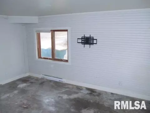 Other - 324 N Charles St, Macomb, IL 61455 photo 3 of 6