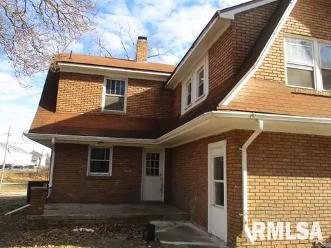 Other - 324 N Charles St, Macomb, IL 61455 photo 1 of 6