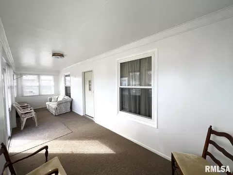 261 Ullin Ave, Ullin, IL 62992 photo 9