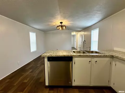 806 808 Boyd St, Eldorado, IL 62930 photo 5