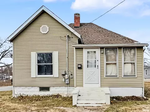 1005 W Stotlar St, Herrin, IL 62948