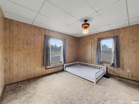 Bedroom - 1005 W Stotlar St, Herrin, IL 62948 photo 2 of 7
