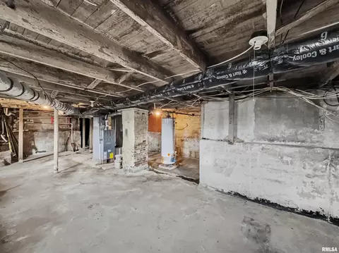 Other - 1005 W Stotlar St, Herrin, IL 62948 photo 4 of 6