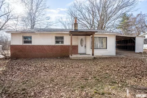 118 Water Tower Dr, Makanda, IL 62958