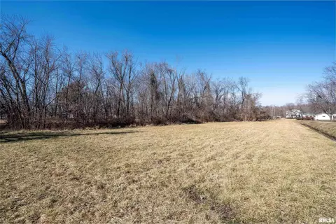000 N 19th St, Herrin, IL 62948