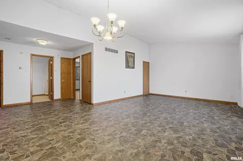 Other - 112 Grandview Cir # A, Eureka, IL 61530 photo 1 of 4