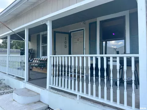 105 S 27th St, Herrin, IL 62948