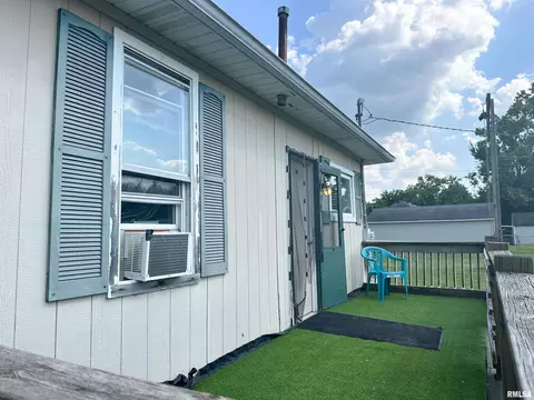Exterior - 105 S 27th St, Herrin, IL 62948 photo 5 of 6