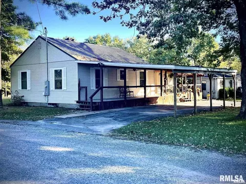 200 Williford Rd, Jonesboro, IL 62952