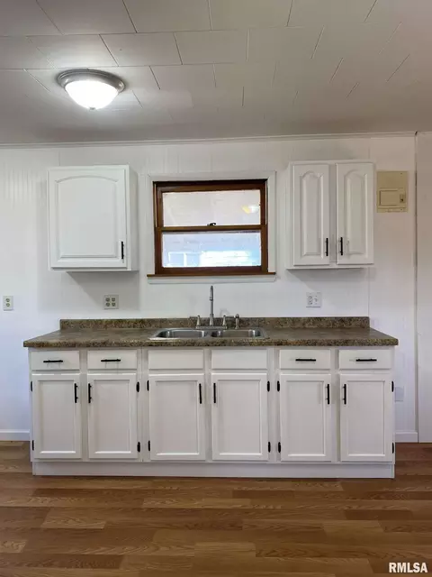 Kitchen - 313 E Webster St, Herrin, IL 62948 photo 1 of 2