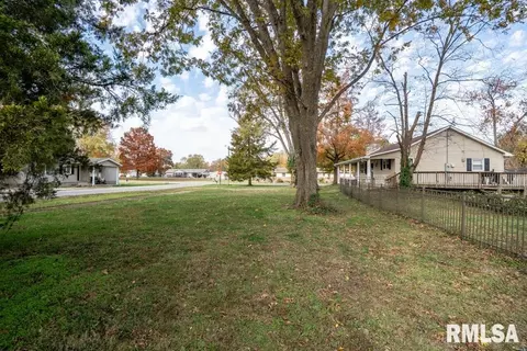 302 E Benedict St, Valier, IL 62891 photo 26