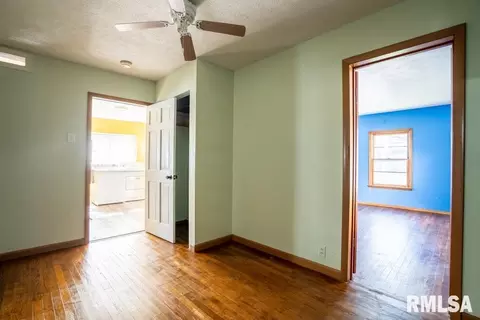 Other - 913 S 12th St, Herrin, IL 62948 photo 4 of 6