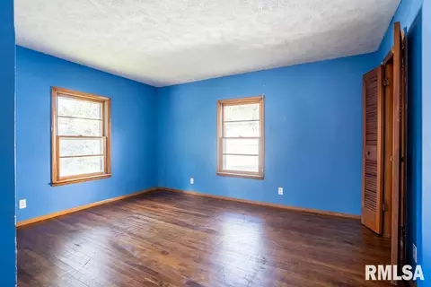 Bedroom - 913 S 12th St, Herrin, IL 62948 photo 5 of 5