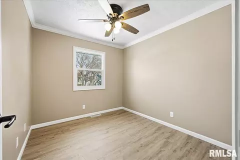 Bedroom - 1721 Johnson Dr, Normal, IL 61761 photo 3 of 4