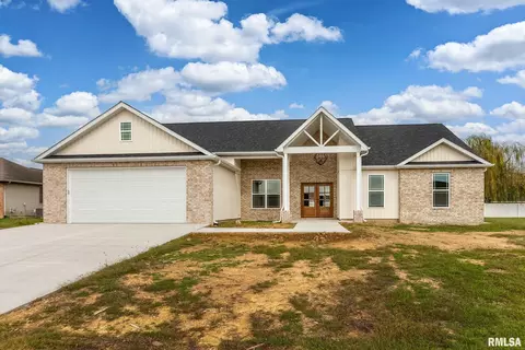 1106 Horizon Dr, Marion, IL 62959