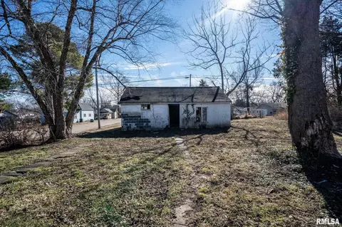 1500 W Adams St, Herrin, IL 62948 photo 7