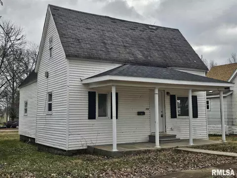 308 N 20th St, Herrin, IL 62948