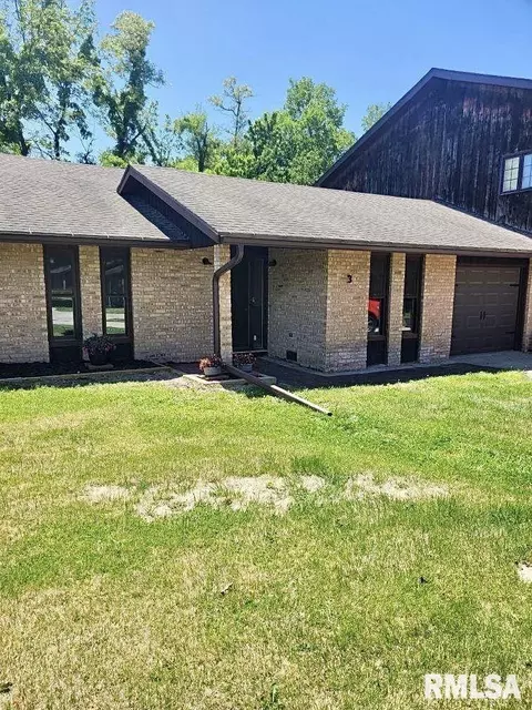 3 Rye Ct, Macomb, IL 61455