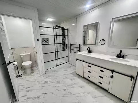Bath - 3 Rye Ct, Macomb, IL 61455 photo 1 of 6