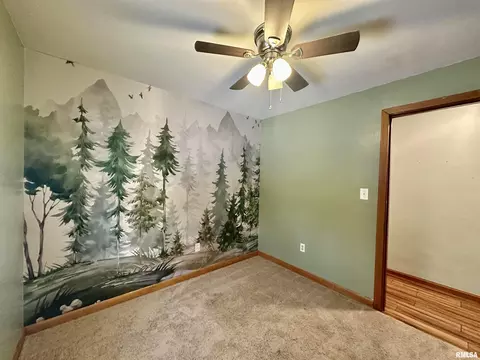 Bedroom - 9514 S Mapleton Rd, Mapleton, IL 61547 photo 3 of 9