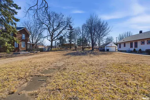 1100 Park Ave, Pekin, IL 61554