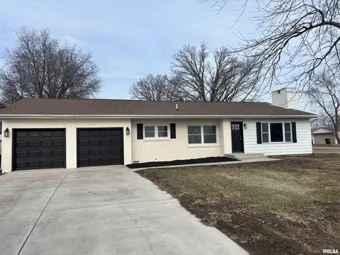 707 W Santa Fe St, Toluca, IL 61369