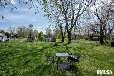 Exterior - 116 Circle Dr, Herrin, IL 62948 photo 1 of 5