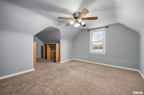 Bedroom - 1908 Commonwealth Ave, Pekin, IL 61554 photo 7 of 8
