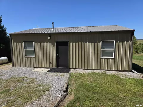 28 Simpson Ln, Elizabethtown, IL 62931