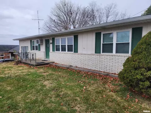 148 Pearl St, Elizabethtown, IL 62931