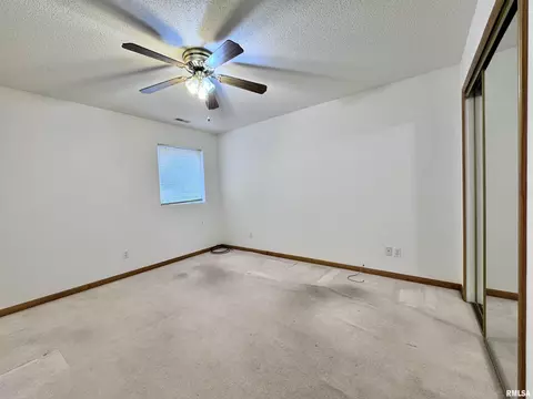 2005 S Madison St, Macomb, IL 61455 photo 20