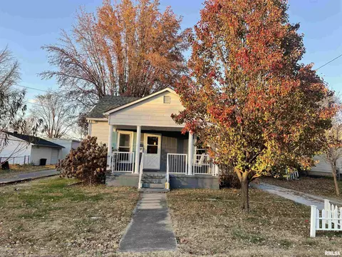 1202 E Parham St, Marion, IL 62959 photo 25