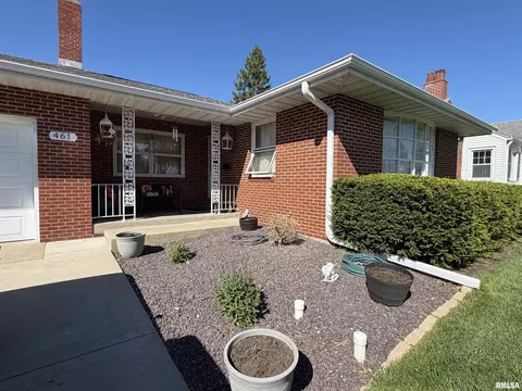 461 W Washington St, Rushville, IL 62681