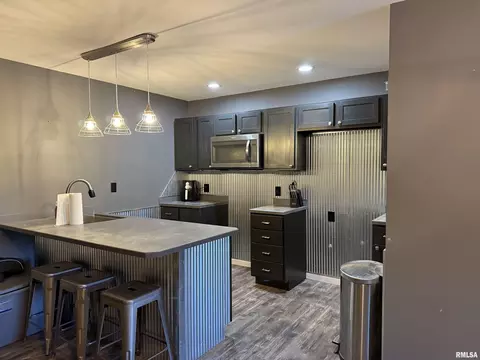 Kitchen - 215 3rd St, Carmi, IL 62821 photo 1 of 4