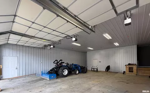 Other - 215 3rd St, Carmi, IL 62821 photo 3 of 9