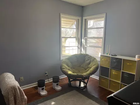 Bedroom - 802 Bobby Ave, Macomb, IL 61455 photo 6 of 7