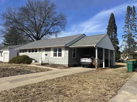 Other - 802 Bobby Ave, Macomb, IL 61455 photo 2 of 9