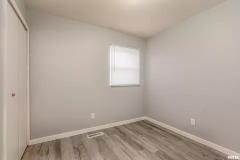 Bedroom - 79 Candy Ln, Murphysboro, IL 62966 photo 5 of 5