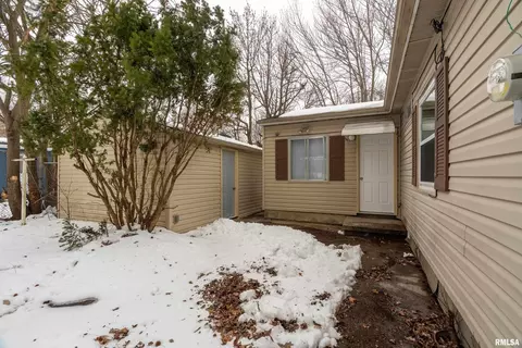 Exterior - 79 Candy Ln, Murphysboro, IL 62966 photo 5 of 6