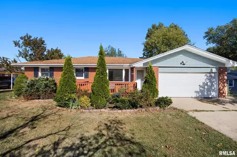 801 W Shermoor St, Peoria, IL 61614