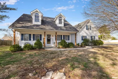 3005 Hickory Ridge Dr, Herrin, IL 62948